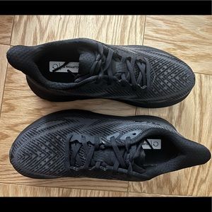 Brand New Women’s Hoka Clifton Running Shoes